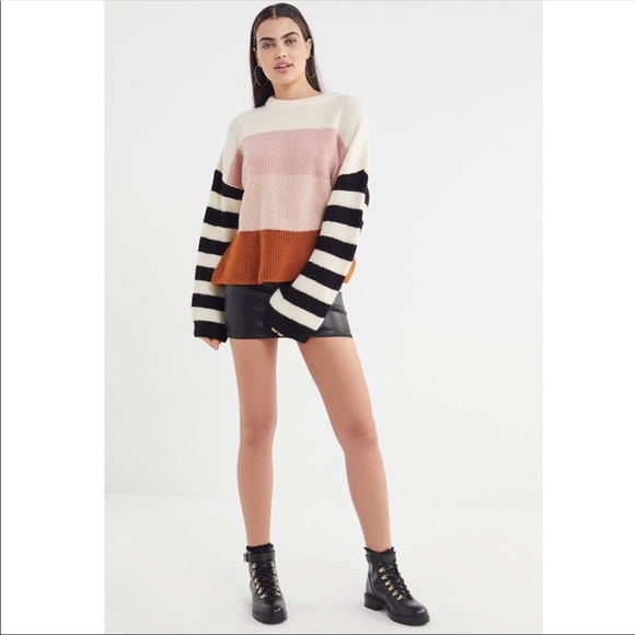 URBAN OUTFITTERS Truly Madly Deeply Caroline Striped Colorblock Soft Sweater UO - Picture 4 of 9